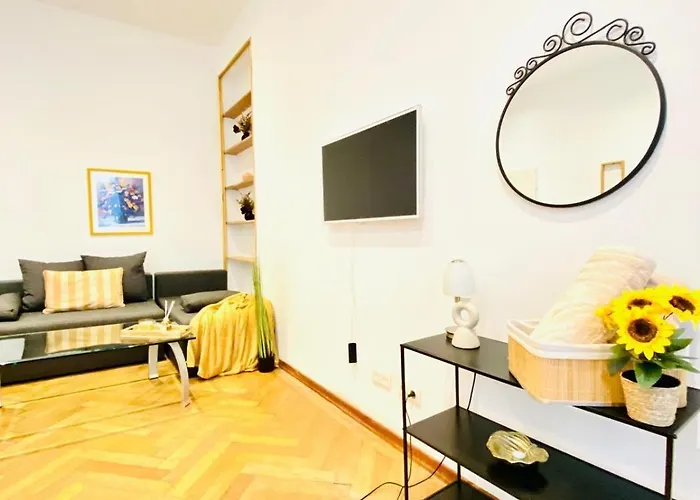 Spacious 2br 7 Min From Westbahnhof Apartment Vienna