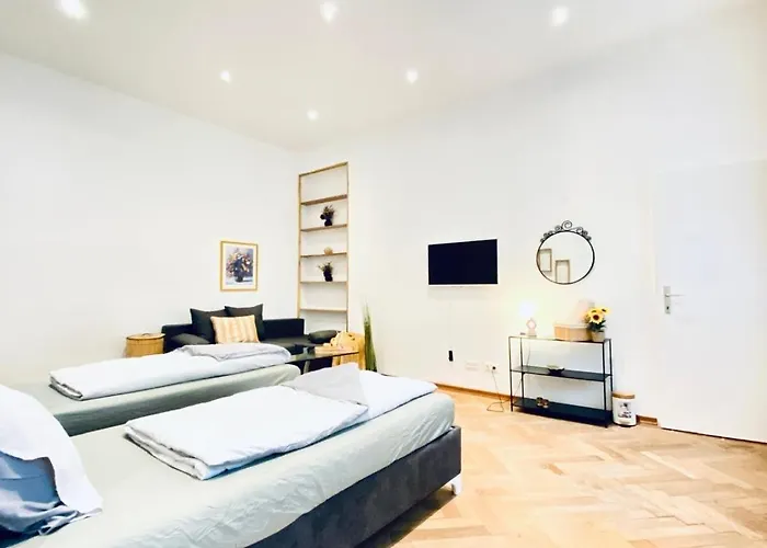 Apartment Spacious 2br 7 Min From Westbahnhof Vienna