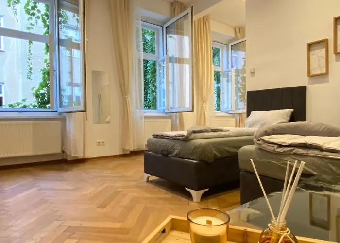 Spacious 2br 7 Min From Westbahnhof * Vienna