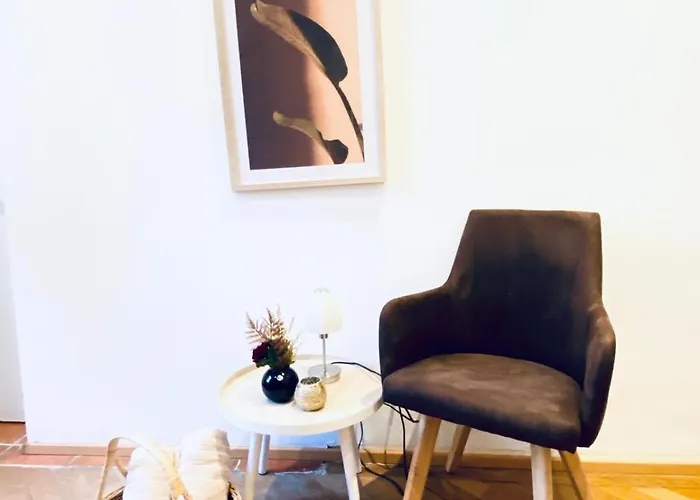 Spacious 2br 7 Min From Westbahnhof Vienna