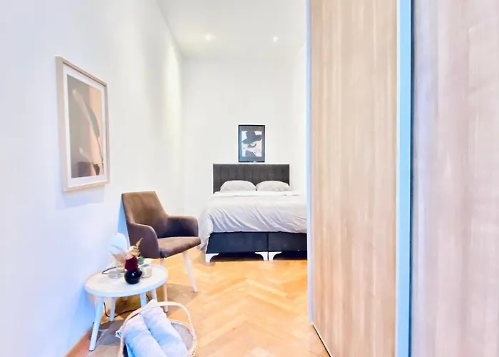 Apartment Spacious 2br 7 Min From Westbahnhof